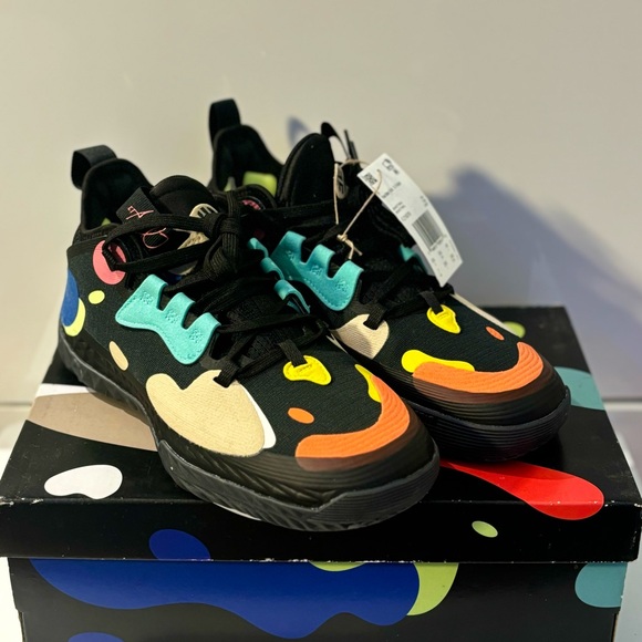 JAMES HARDEN VOL. 5 - Picture 5 of 7